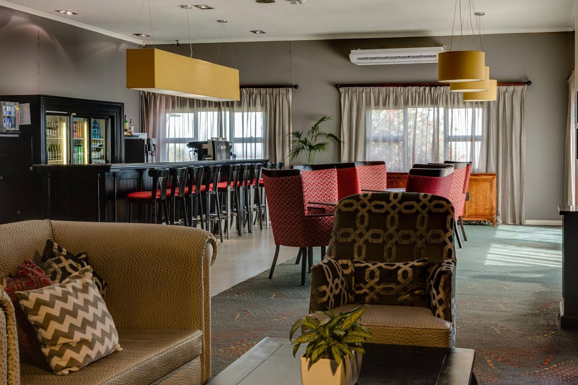 Protea Hotel By Marriott Cape Town Tyger Valley Bellville Exterior photo