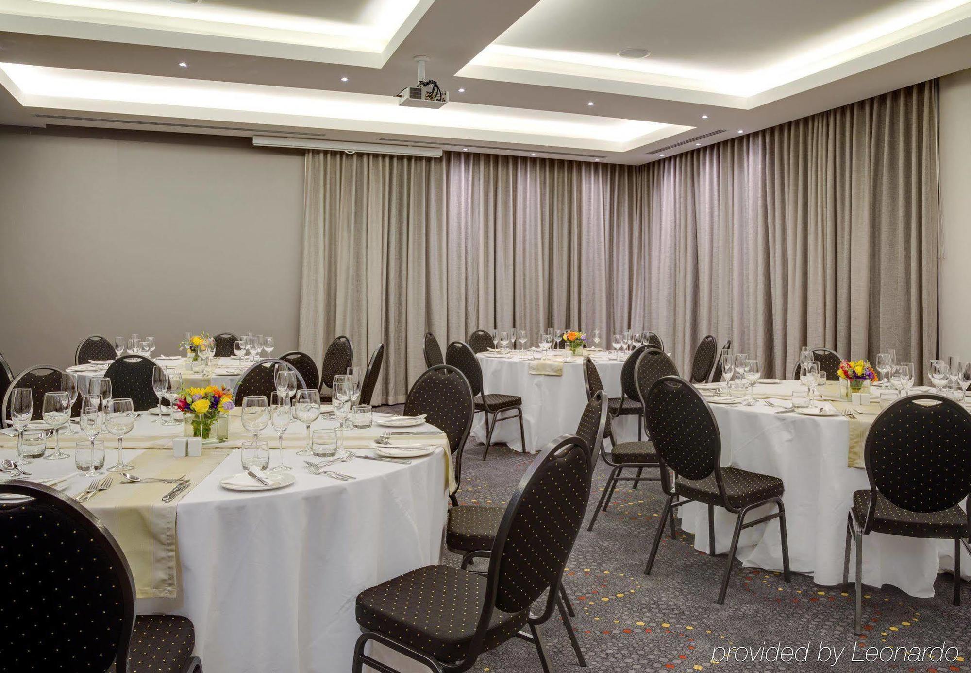 Protea Hotel By Marriott Cape Town Tyger Valley Bellville Exterior photo