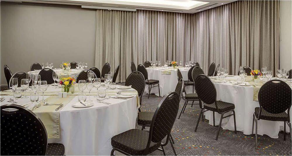 Protea Hotel By Marriott Cape Town Tyger Valley Bellville Exterior photo